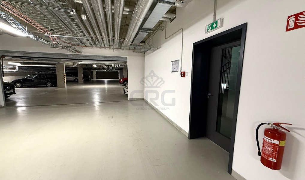 GARÁŽOVÉ STÁNÍ V ČERNÝCH POLÍCH ATRAKTIVNÍ INVESTICE S ODPOČTEM DPH, Brno – náhled fotky 8