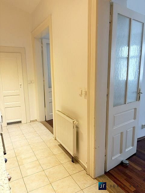 Prodej bytu 1+1 60 m² – fotografie 3