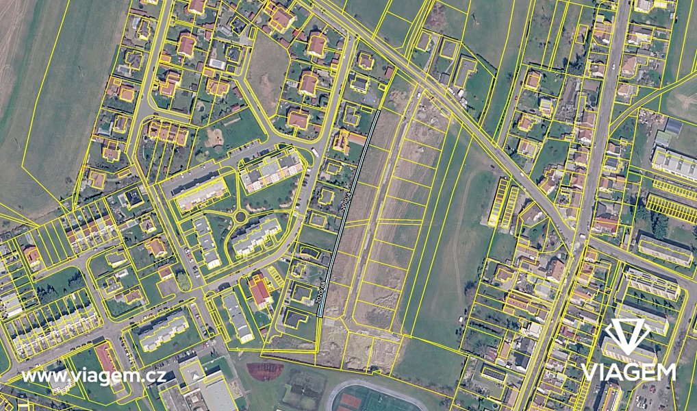 Prodej zahrady 353 m², Holice – náhled fotky 4