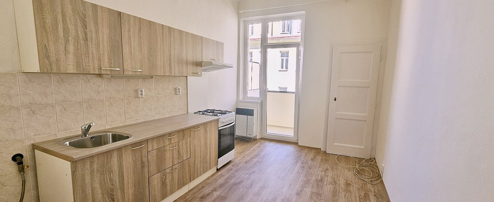 Pronájem bytu 1+1 54 m² — photo 4