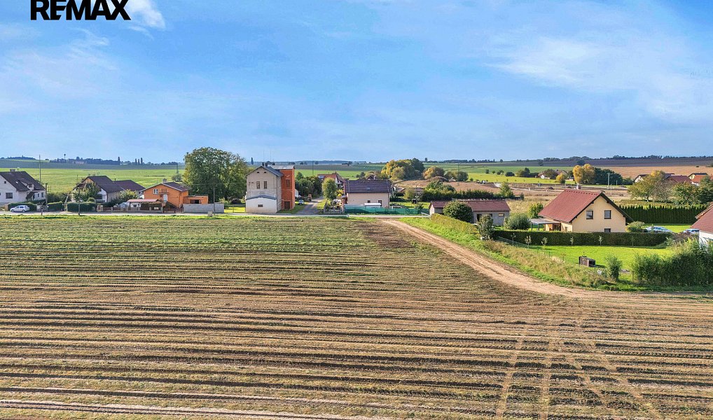 Prodej stavebního pozemku 1 671 m², Všestary – náhled fotky 6