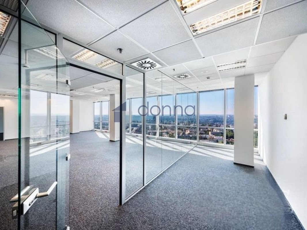 Pronájem kanceláře 208 m² – fotografie 4