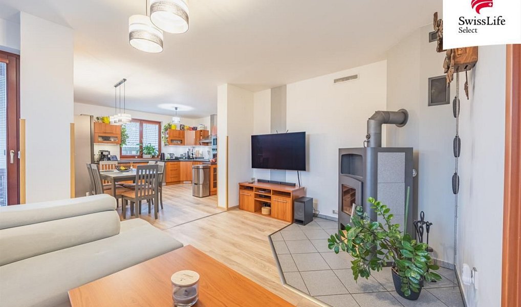 Prodej domu 120 m² s pozemkem 828 m², Dobré – náhled fotky 3