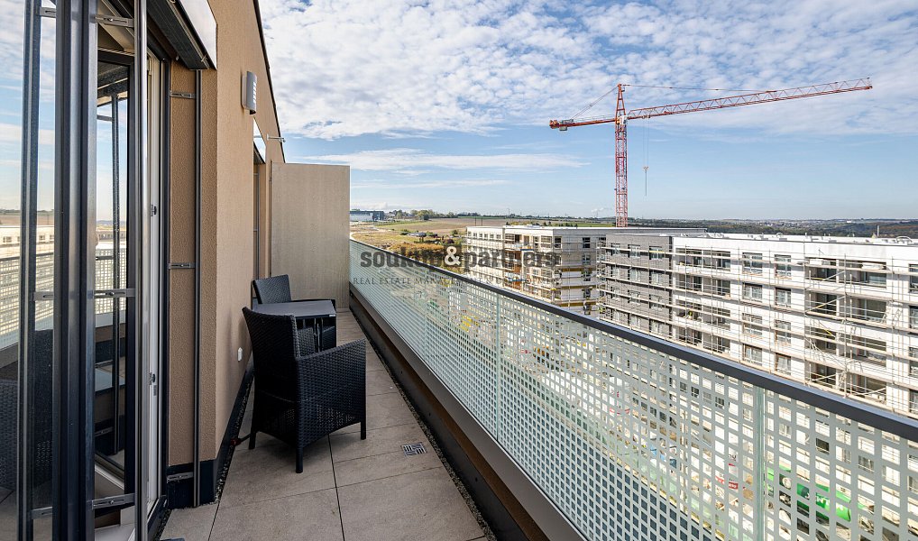 Pronájem bytu 2+kk 56 m², Praha – náhled fotky 7