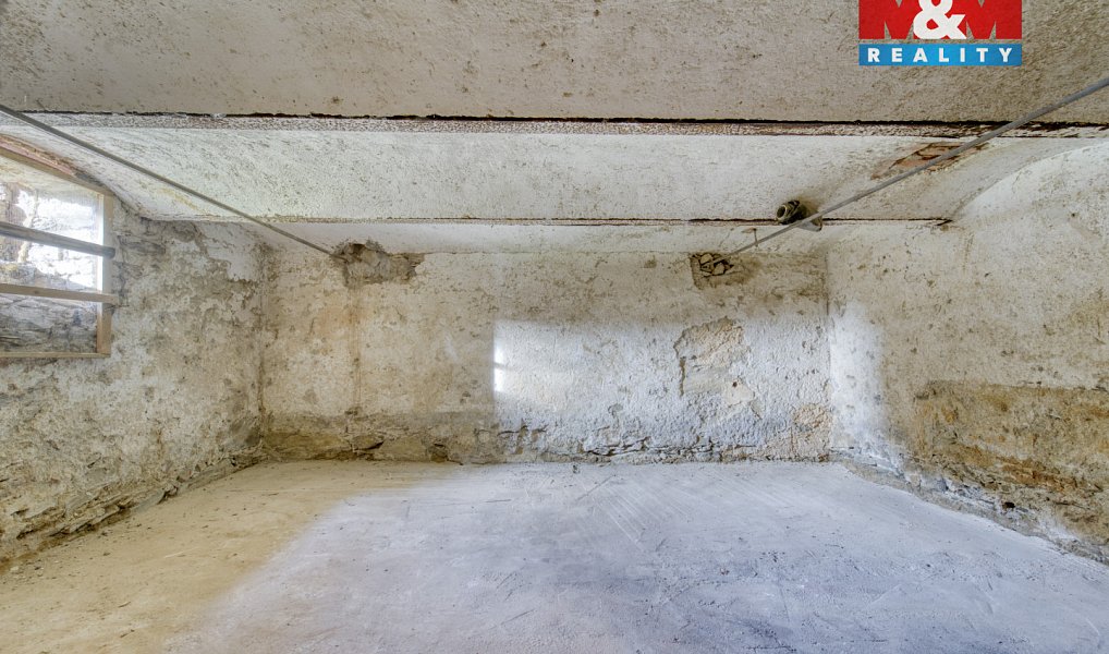 Prodej domu 154 m² s pozemkem 824 m², Černošín – náhled fotky 28