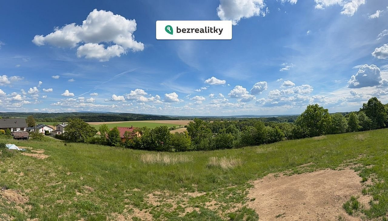 Prodej stavebního pozemku 1 349 m² – fotografie 2