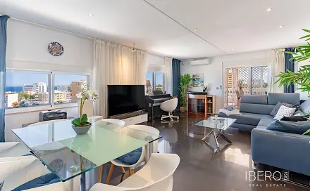 Prodej bytu 4+kk 97 m², La Carihuela, Španělsko