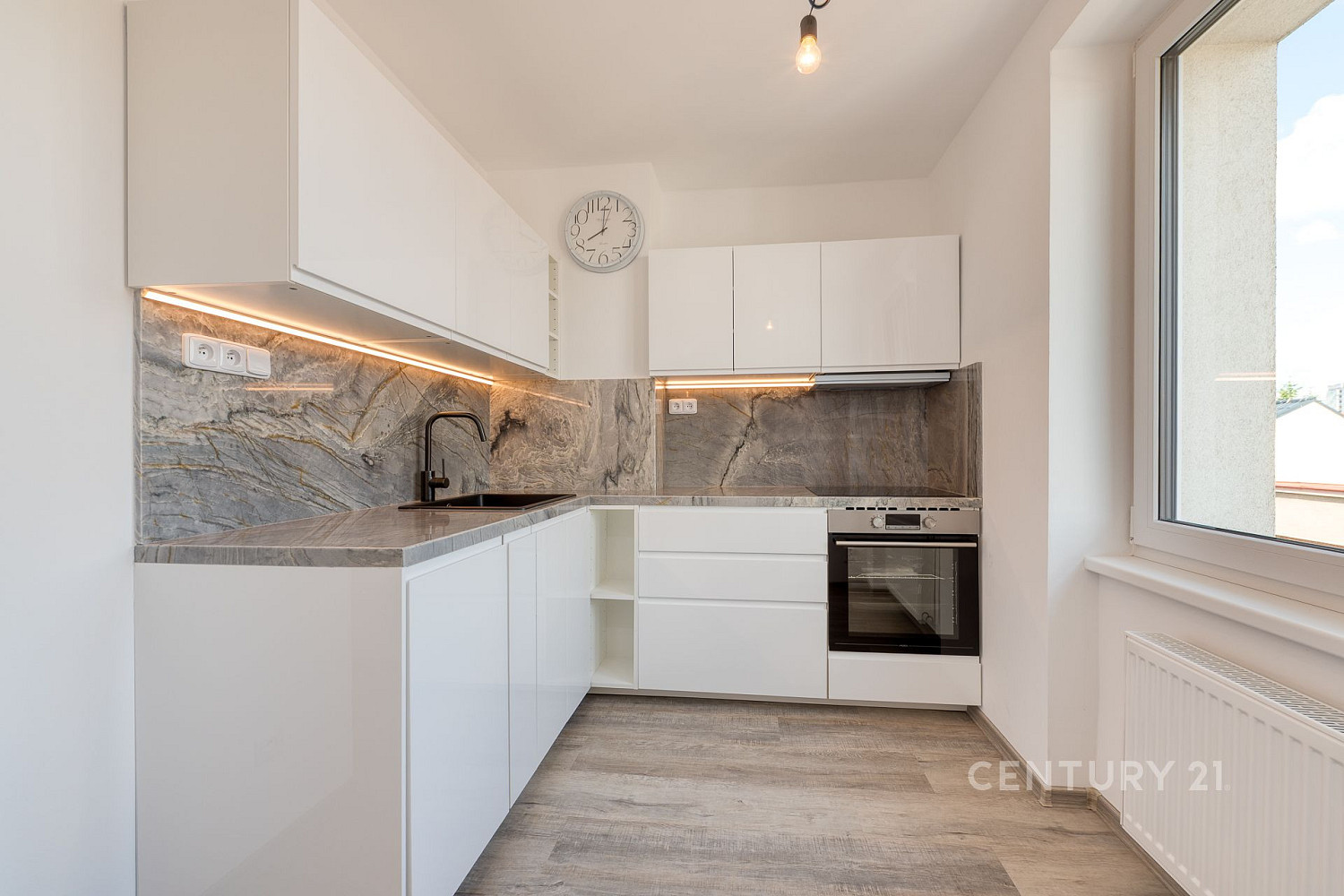 Prodej bytu 2+1 56 m²