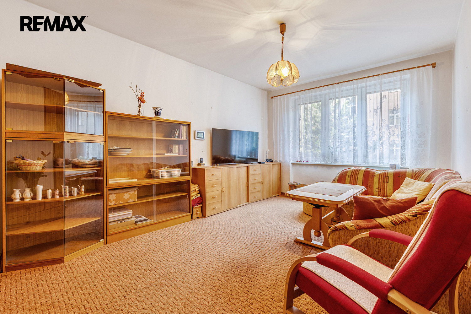 Prodej bytu 2+1 54 m² — photo 2