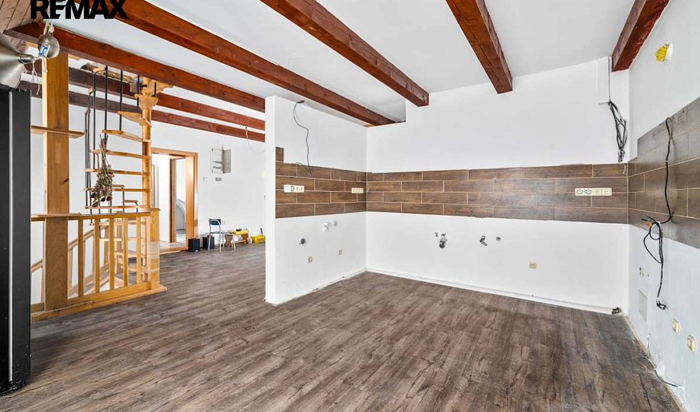 Prodej domu 280 m² s pozemkem 126 m², Nový Knín – náhled fotky 11