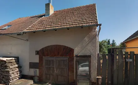 Prodej 1/18 vinného sklípku 40 m2, pozemky 797 m2, Znojmo