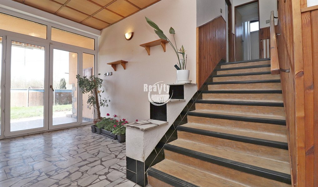 Prodej domu 250 m² s pozemkem 1 309 m², Jihlava – náhled fotky 9