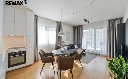 Pronájem bytu 2+kk 58 m²