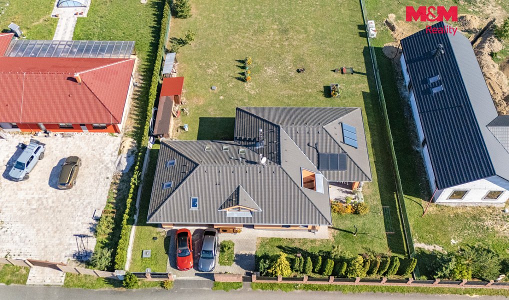 Prodej domu 216 m² s pozemkem 2 272 m², Bohutín – náhled fotky 28
