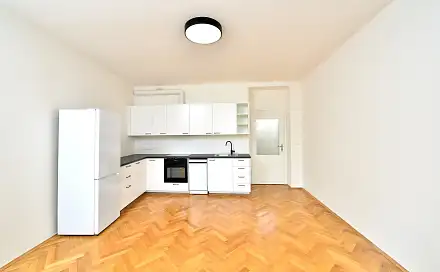 Pronájem bytu 3+kk 82 m²