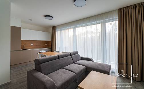 Prodej bytu 4+kk 89 m², Za Jitonou, Český Krumlov - Latrán