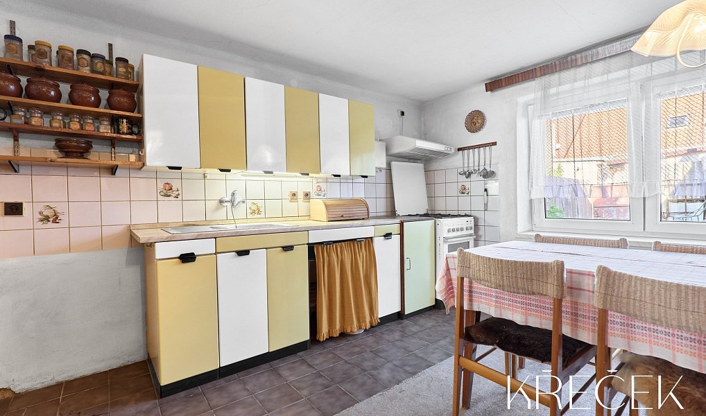 Prodej domu 140 m² s pozemkem 168 m², Jaroměřice nad Rokytnou – náhled fotky 3