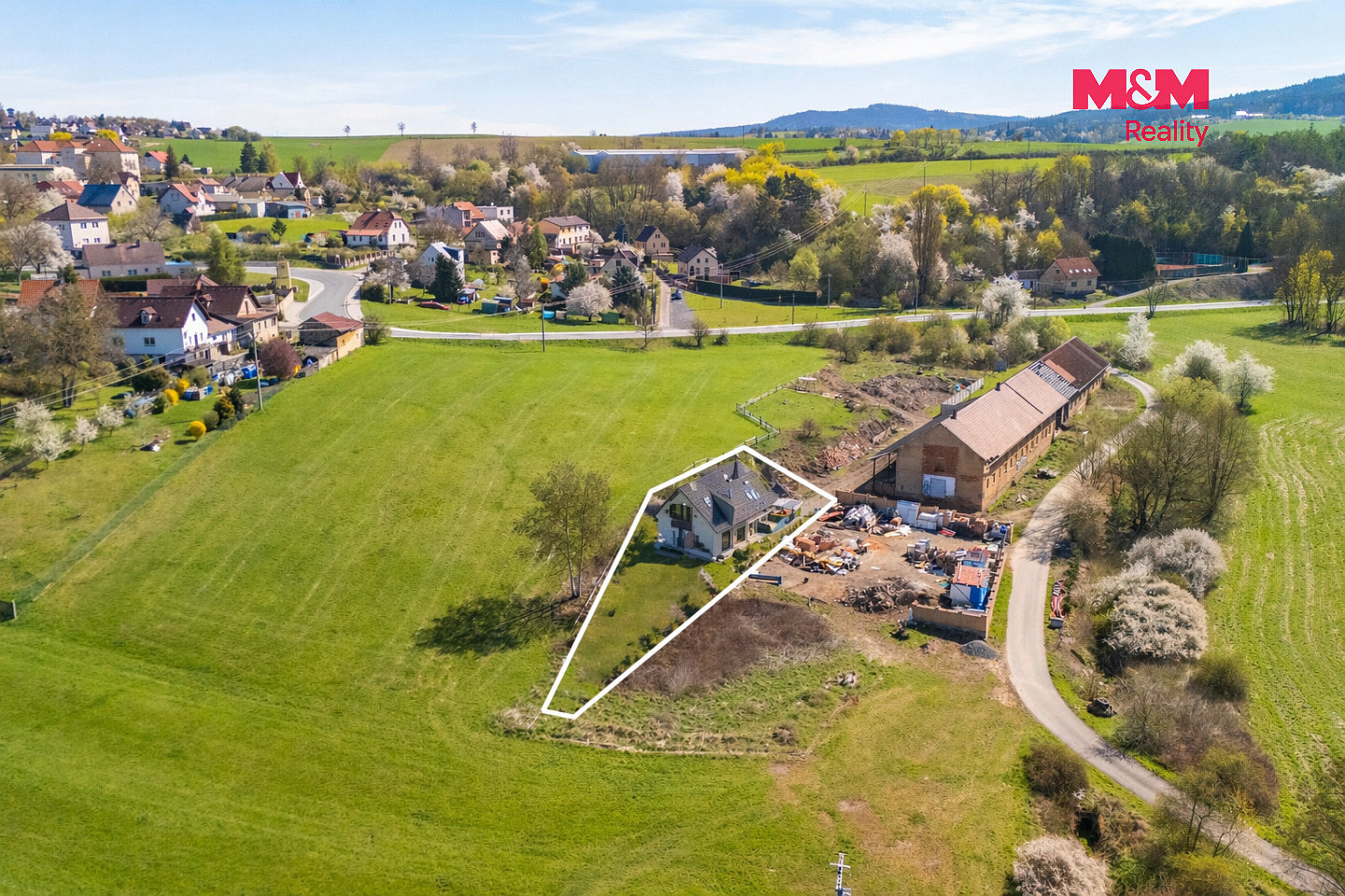 Prodej stavebního pozemku 775 m² – fotografie 5