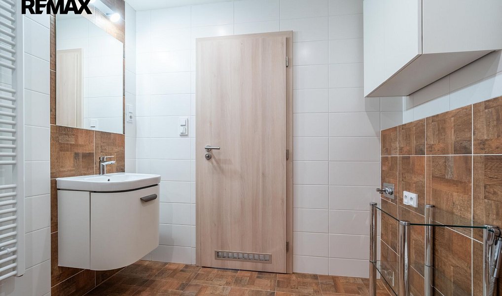 Pronájem bytu 2+kk 53 m², Praha – náhled fotky 8