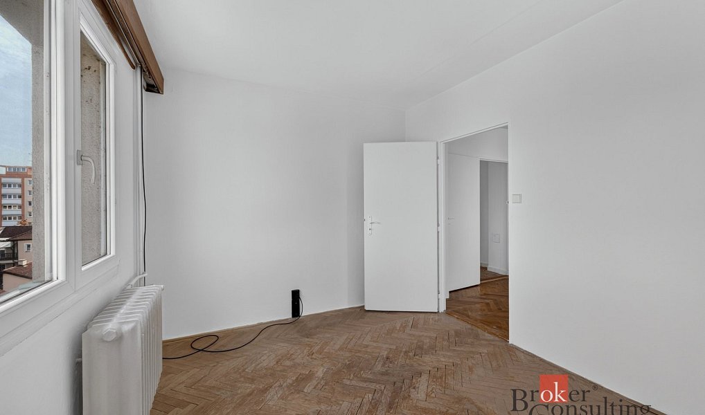 Prodej bytu 3+1 74 m², Plzeň – náhled fotky 24