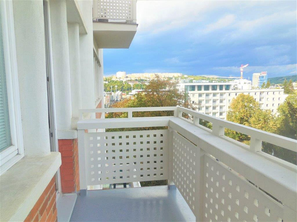 Prodej bytu 2+kk 59 m² — photo 2
