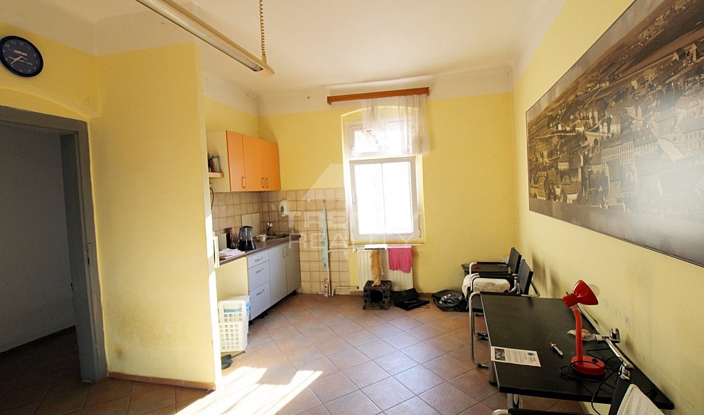 Prodej nájemního domu, činžáku 450 m², Plzeň – náhled fotky 14