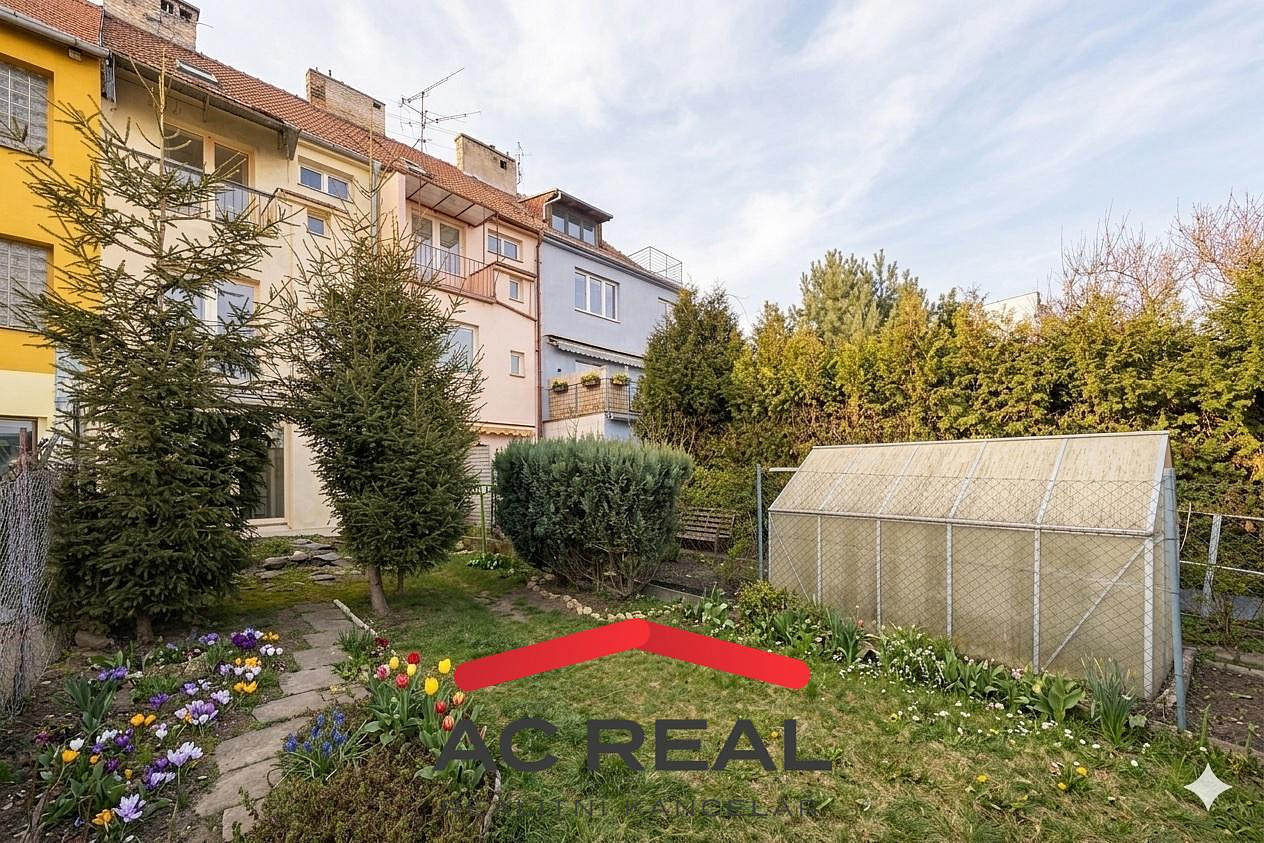 Prodej domu 195 m² s pozemkem 138 m² — photo 2