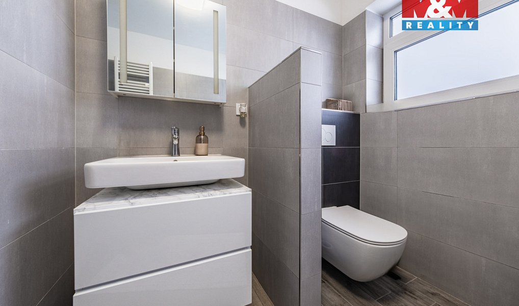 Prodej bytu 4+kk 93 m², Kostelec nad Černými lesy – náhled fotky 13