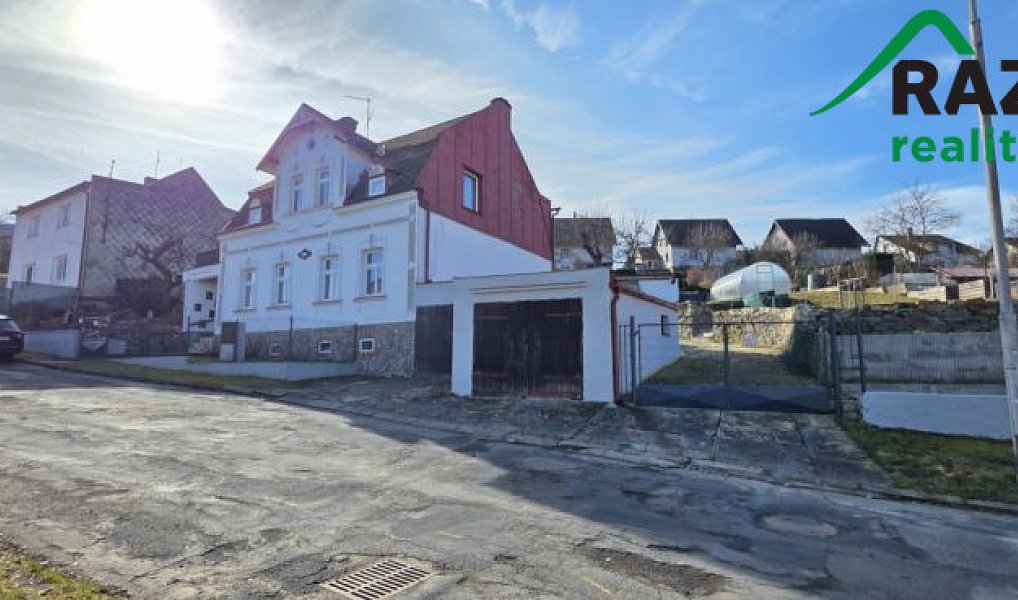 Prodej domu 160 m² s pozemkem 845 m², Tachov – náhled fotky 2