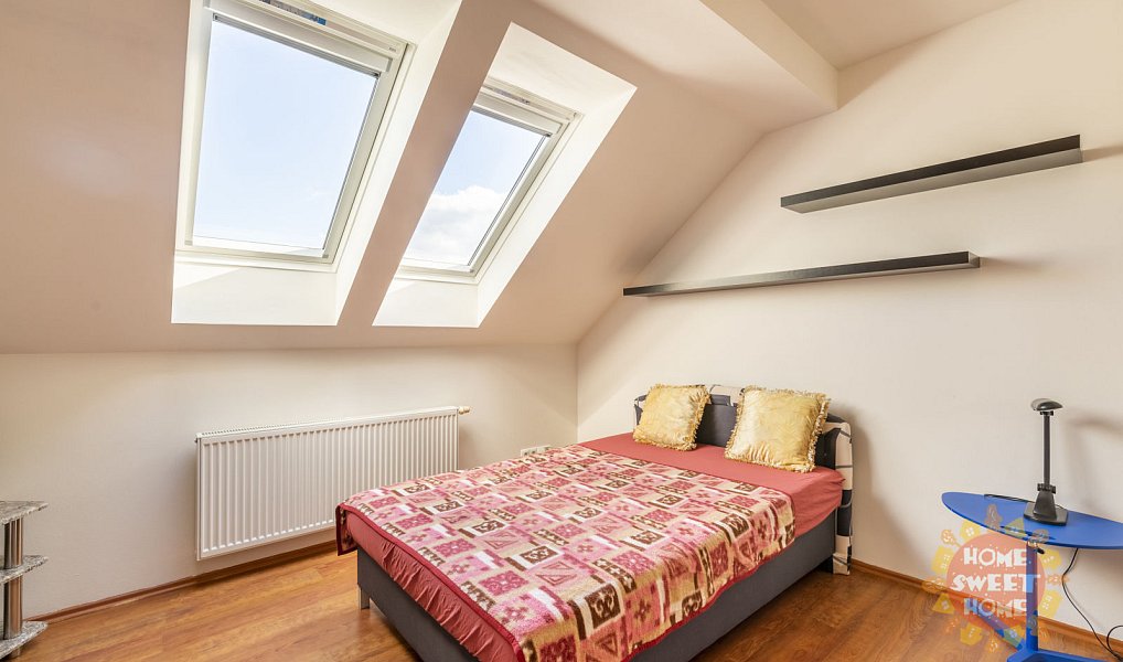 Prodej domu 320 m² s pozemkem 400 m², Praha – náhled fotky 13