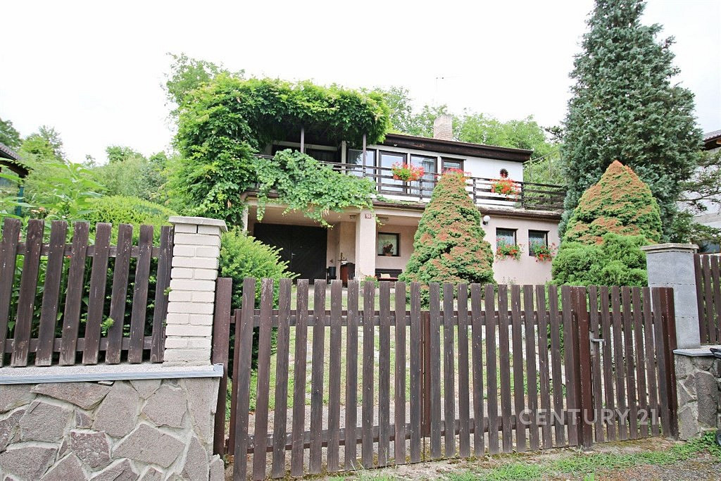Prodej domu 90 m² s pozemkem 768 m²