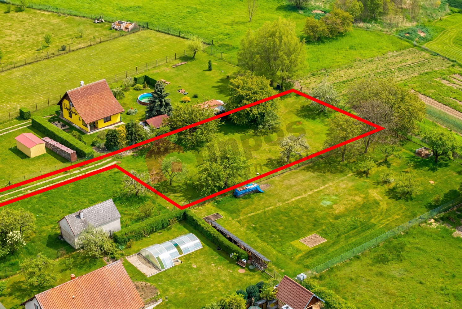 Prodej stavebního pozemku 1 435 m² – další