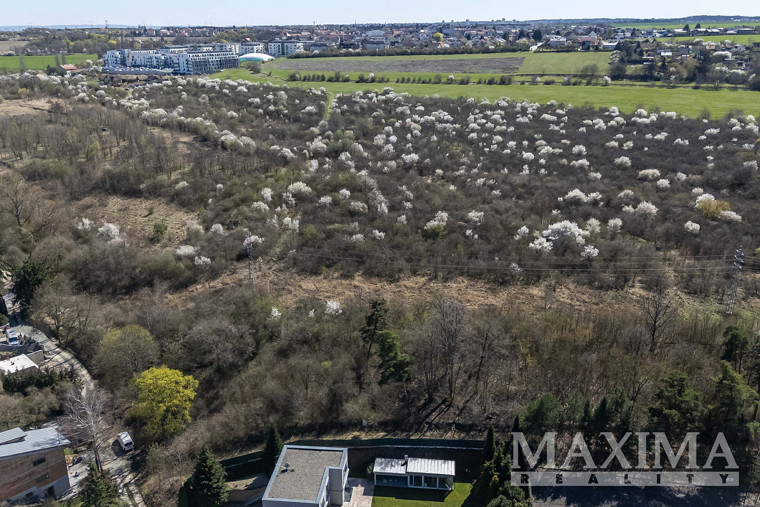 Prodej stavebního pozemku 910 m² — photo 3