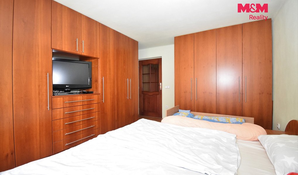 Prodej domu 180 m² s pozemkem 1 217 m², Spálov – náhled fotky 17