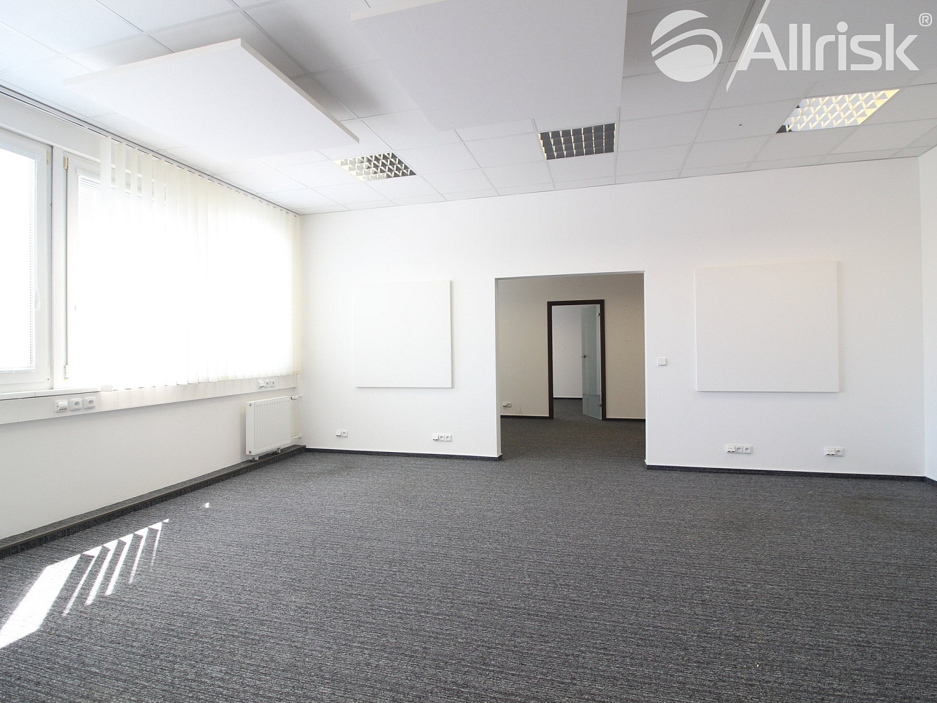 Pronájem kanceláře 105 m² – fotografie 5