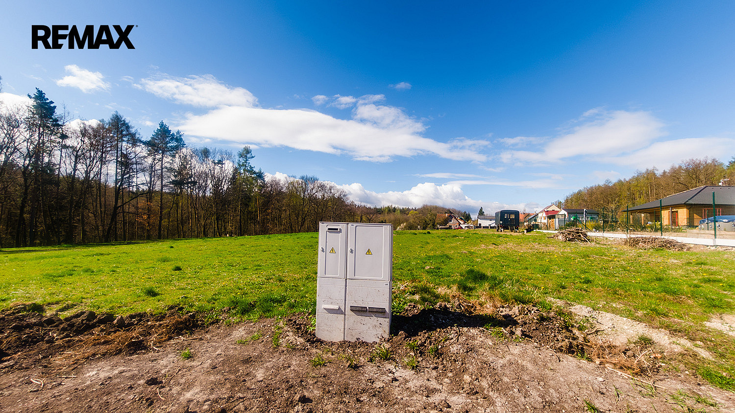 Prodej stavebního pozemku 1 431 m² – fotografie 3