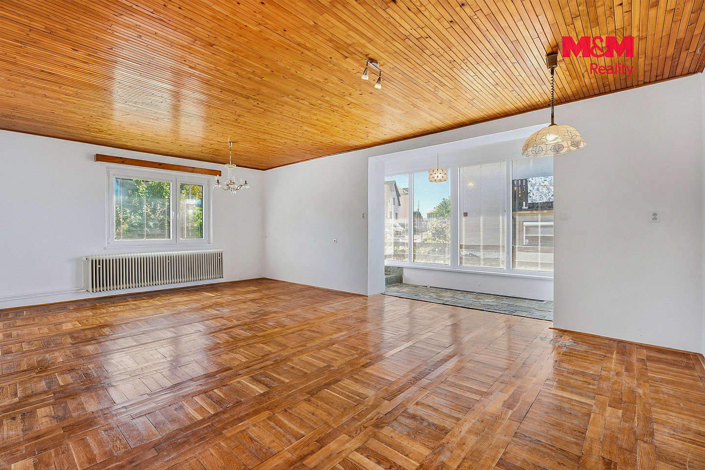 Prodej domu 240 m² s pozemkem 703 m² – fotografie 3