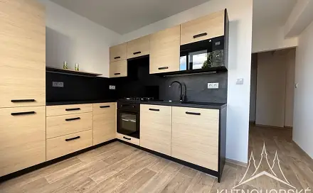 Pronájem bytu 2+1 61 m², Grégrova, Kolín - Kolín III