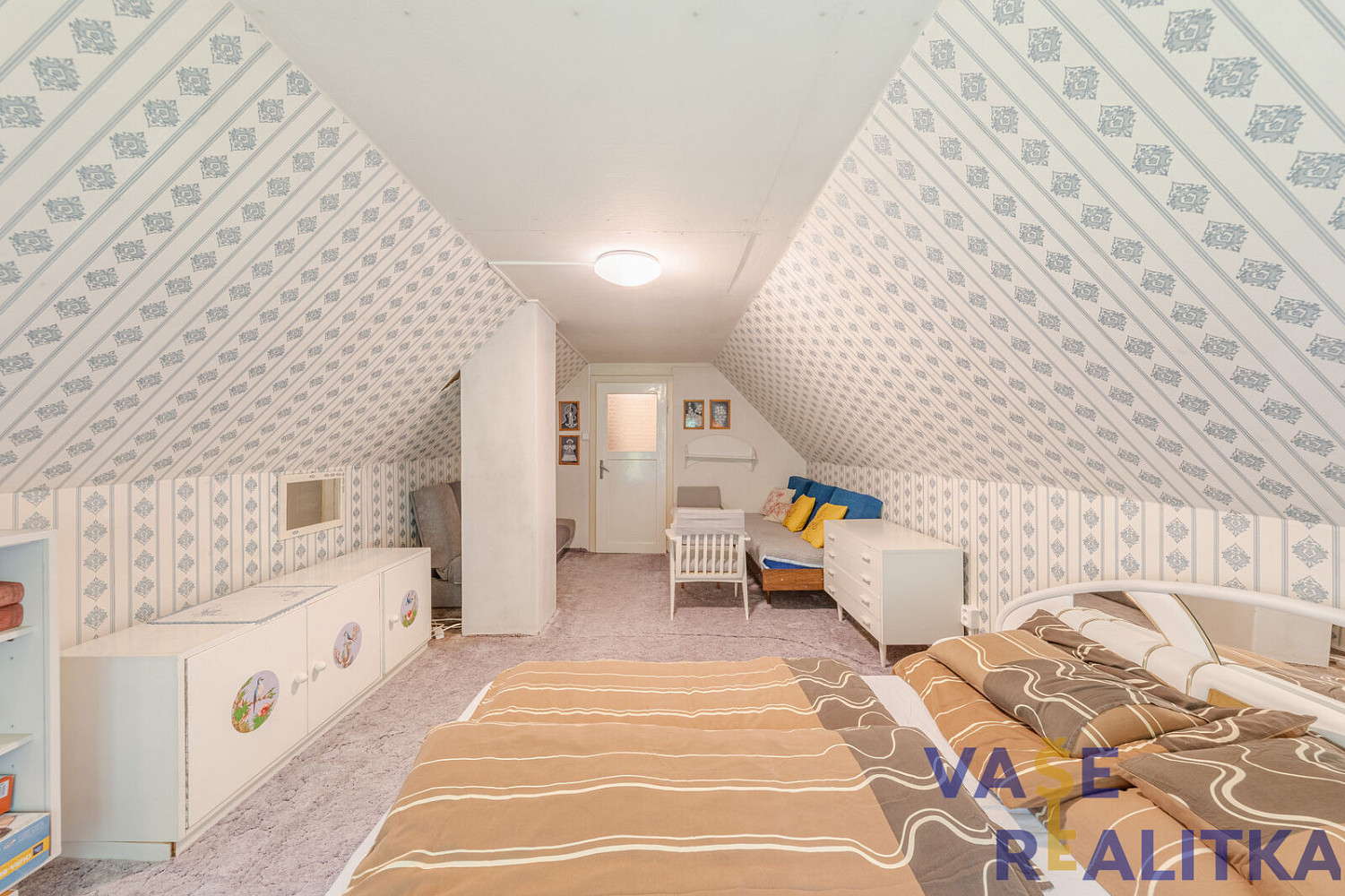 Prodej domu 103 m² s pozemkem 28 447 m² – fotografie 3