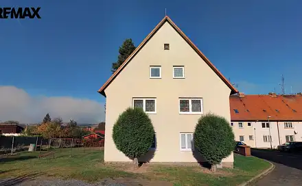 Prodej bytu 2+1 73 m², Ruská, Holýšov, okres Plzeň-Jih