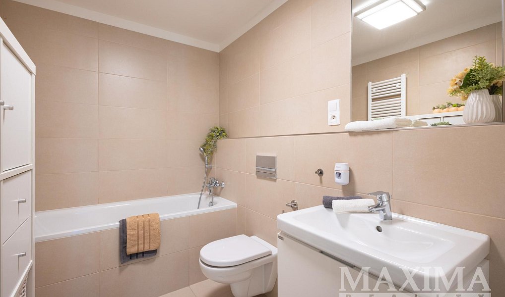Prodej bytu 4+kk 114 m², Praha – náhled fotky 12