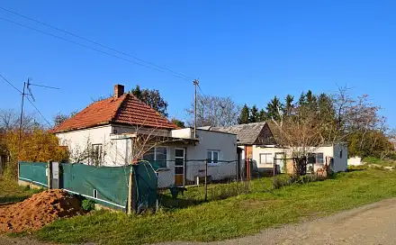 Prodej stavebního pozemku 767 m², U nové louky, Praha 4 - Cholupice