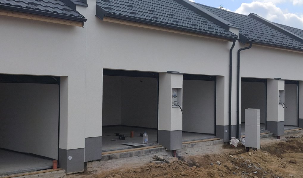 Prodej garáže 17 m2 s úložným prostorem 15 m2 Havl. Brod, č.13A, Havlíčkův Brod – náhled fotky 2