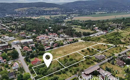 Prodej stavebního pozemku 1 593 m², Smetanova, Černošice, okres Praha-západ