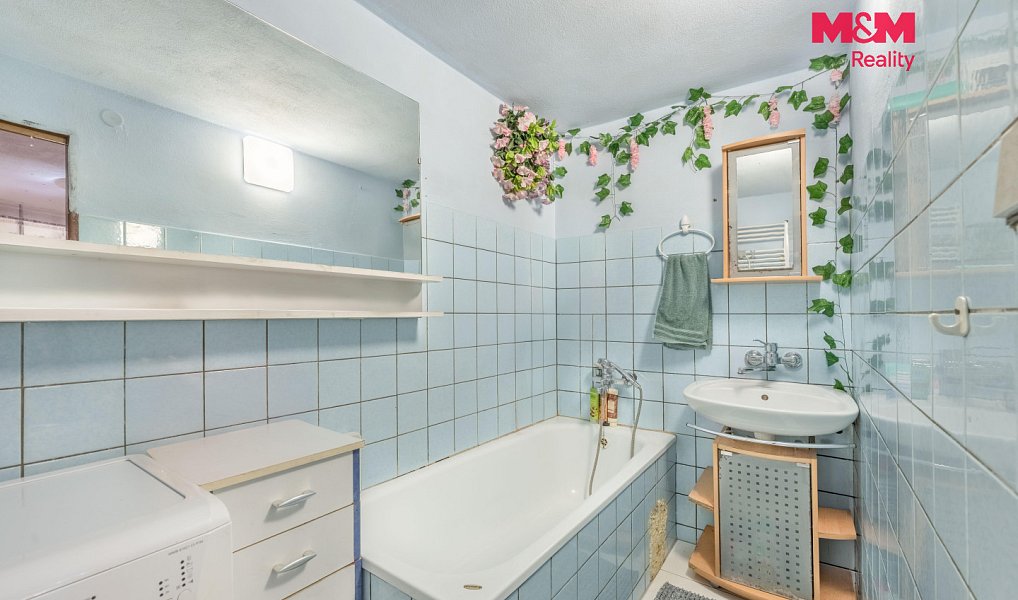 Prodej domu 208 m² s pozemkem 882 m², Páleč – náhled fotky 16