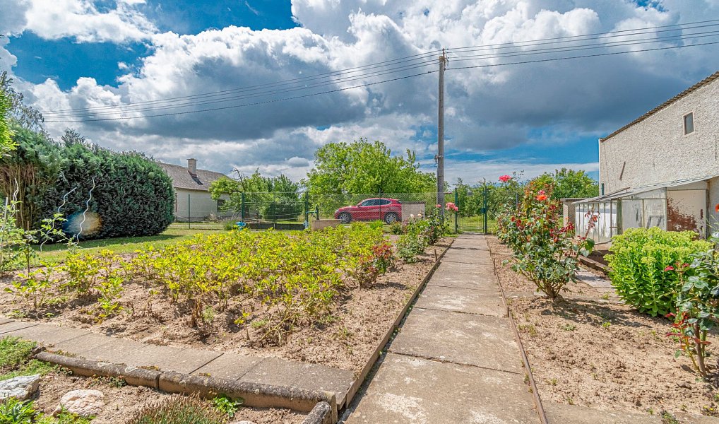 Prodej domu 173 m² s pozemkem 996 m², Uničov – náhled fotky 24