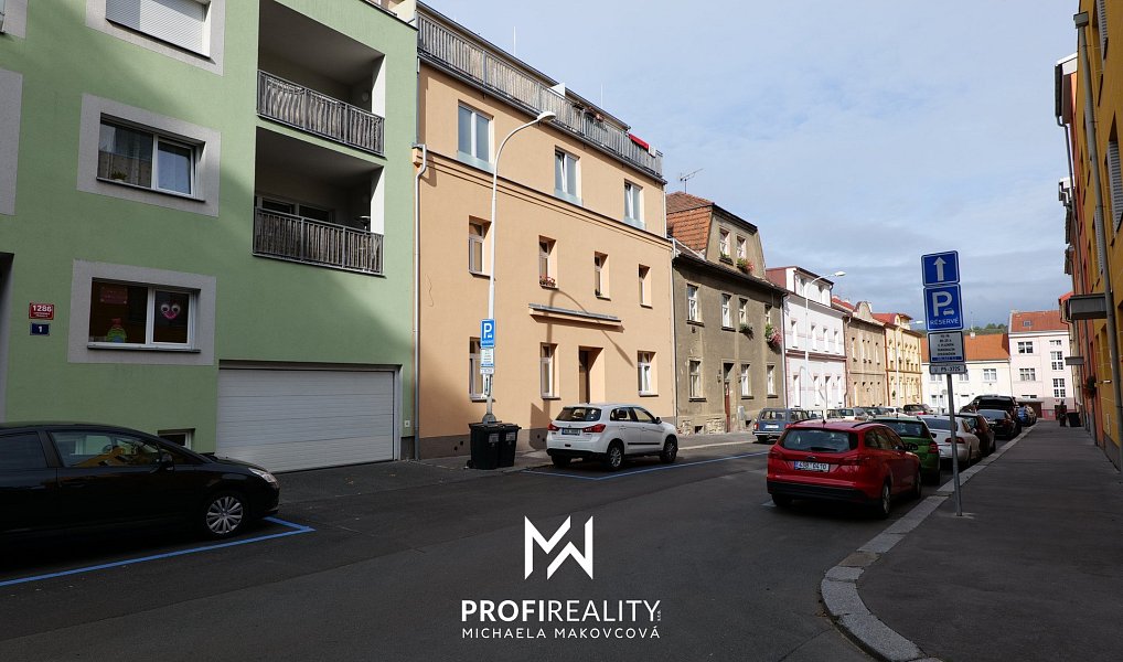 Pronájem bytu 1+kk, 27 m², Košíře - Praha 5, Praha