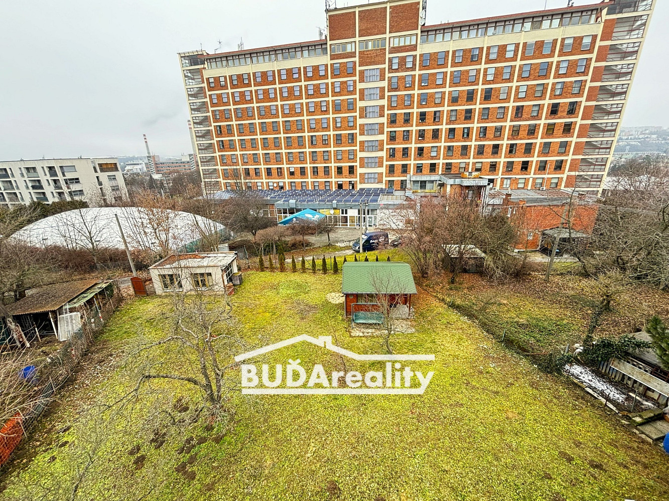 Prodej stavebního pozemku 380 m² – fotografie 2