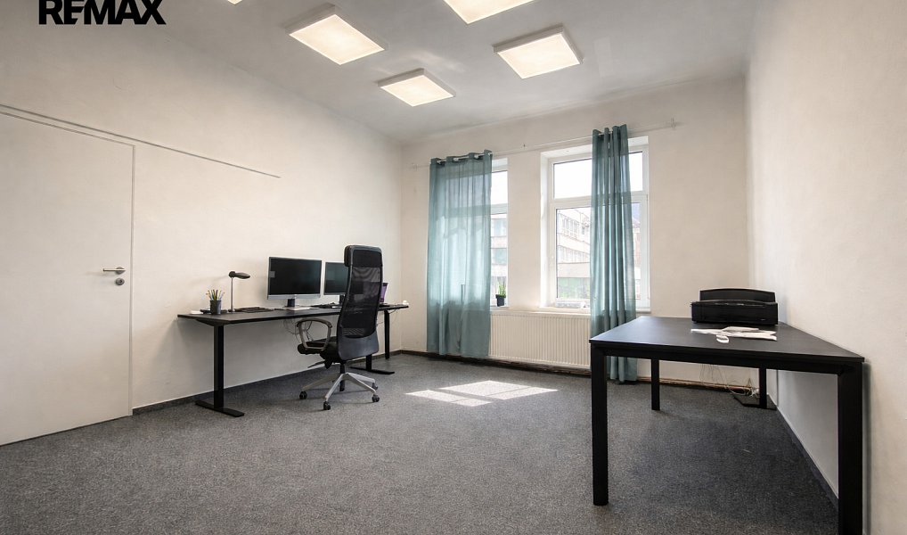Prodej kanceláře 615 m², Ostrava – náhled fotky 3