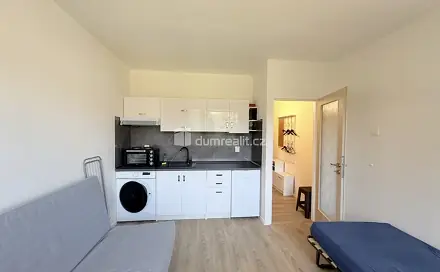 Pronájem bytu 1+kk 20 m², Pohraniční, Děčín - Děčín I-Děčín